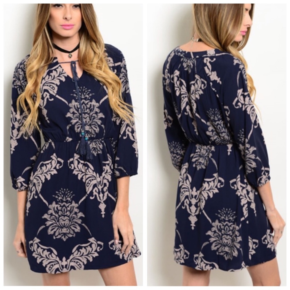 New💥! VALENCIA navy floral print dress - Picture 1 of 6